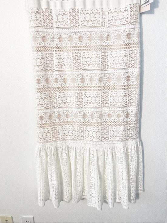 NWT Rachel Parcell Striped Lace Fitted Midi Dress in Lucent White Size Medium - Picture 3 of 7